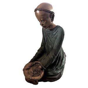 Maasai Soul Journeys Bahiya Beautiful One Resin Figurine Statue 6”x5.5” Decor